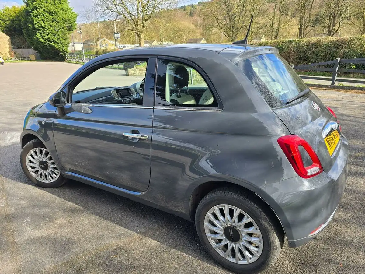 2018-fiat-500-12-lounge-big-7
