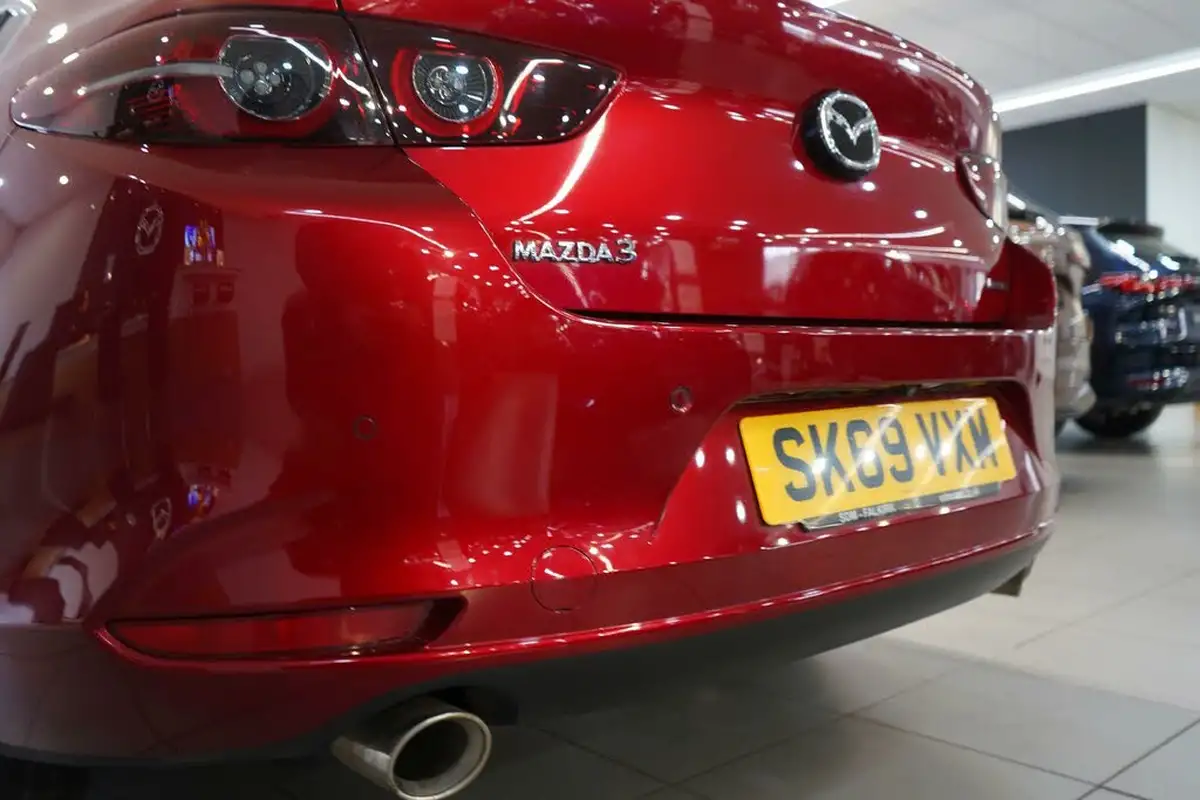 2019-mazda-mazda3-20-gt-sport-tech-180ps-saloon-4d-auto-big-49
