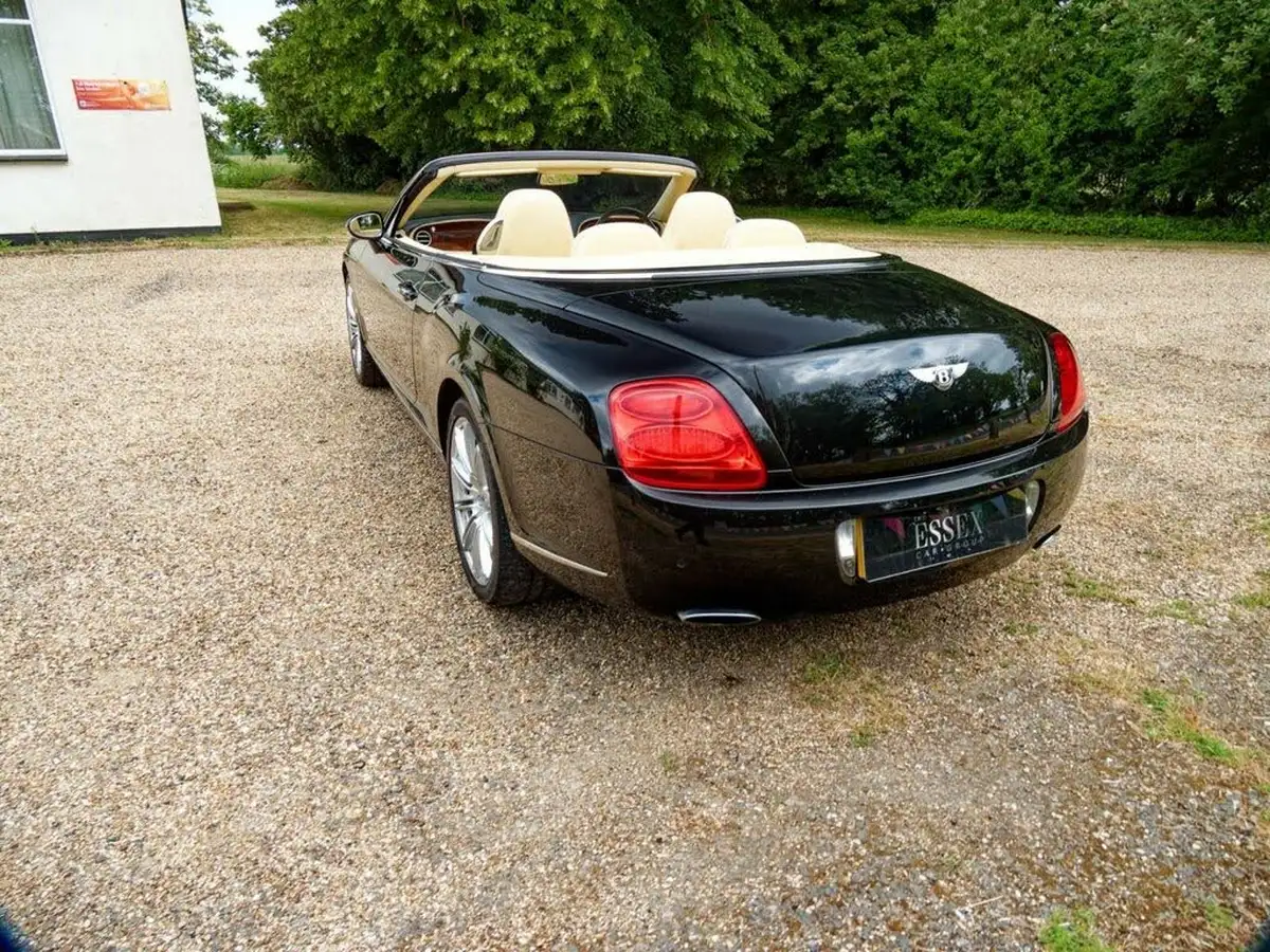 2007-bentley-continental-60-gtc-big-19