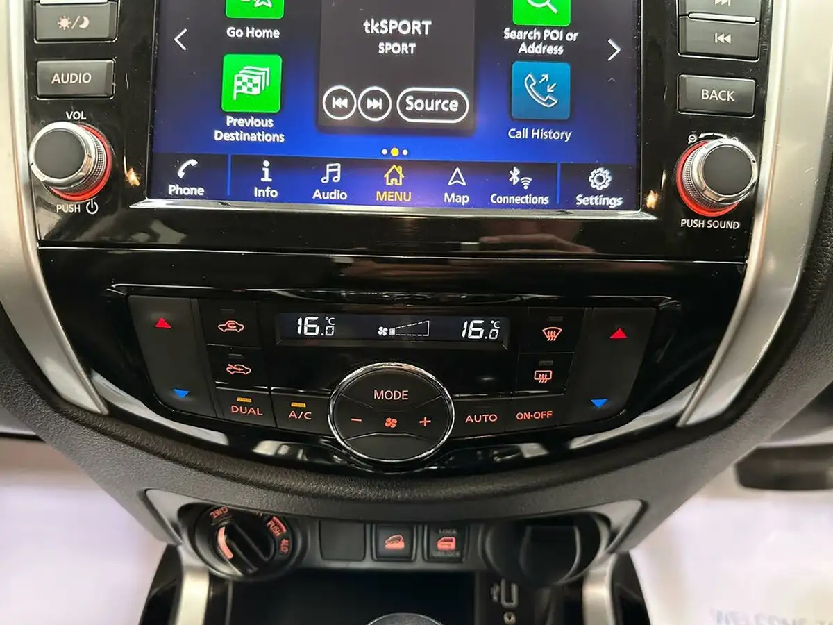 2019-nissan-navara-23dci-tt-tekna-8-navileather-auto-big-10