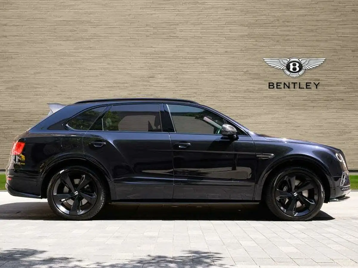 2016-bentley-bentayga-60-w12-big-4