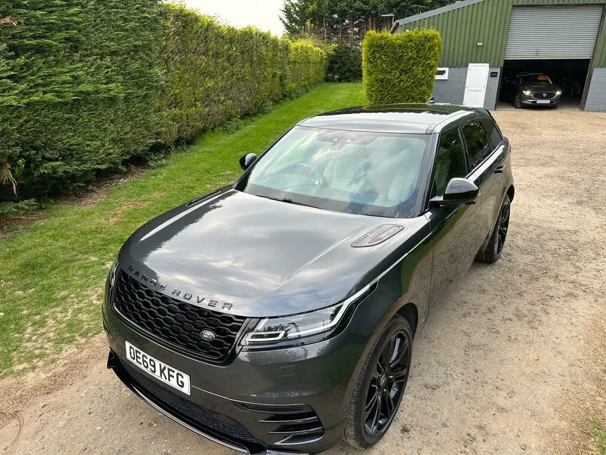2019-land-rover-range-rover-velar-20-d240-r-dynamic-hse-big-13
