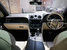 2016-bentley-bentayga-60-w12-small-15