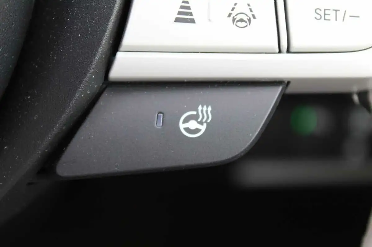 2022-honda-jazz-15-i-mmd-ex-107ps-big-26