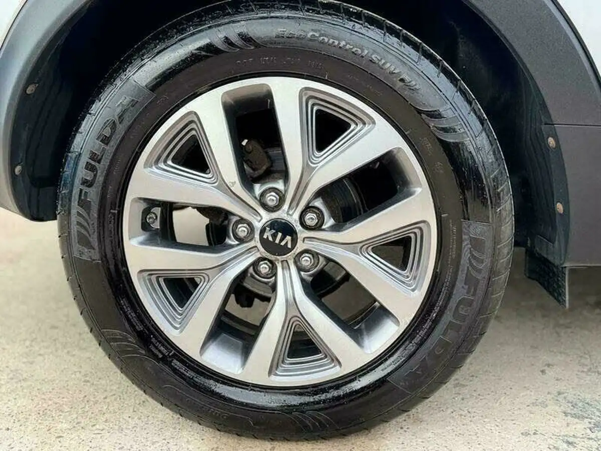 2016-kia-sportage-16-gdi-2-133bhp-big-46