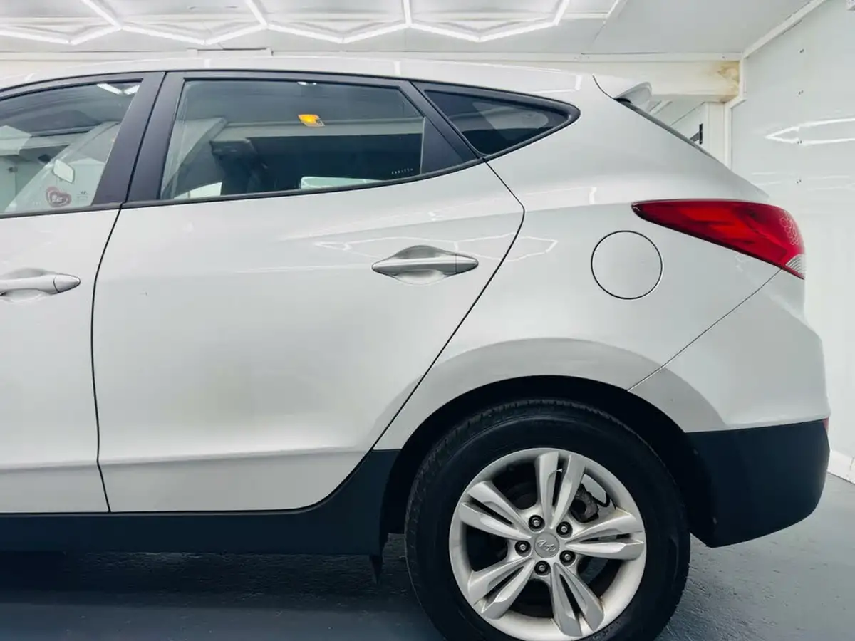 2011-hyundai-ix35-17td-style-big-21