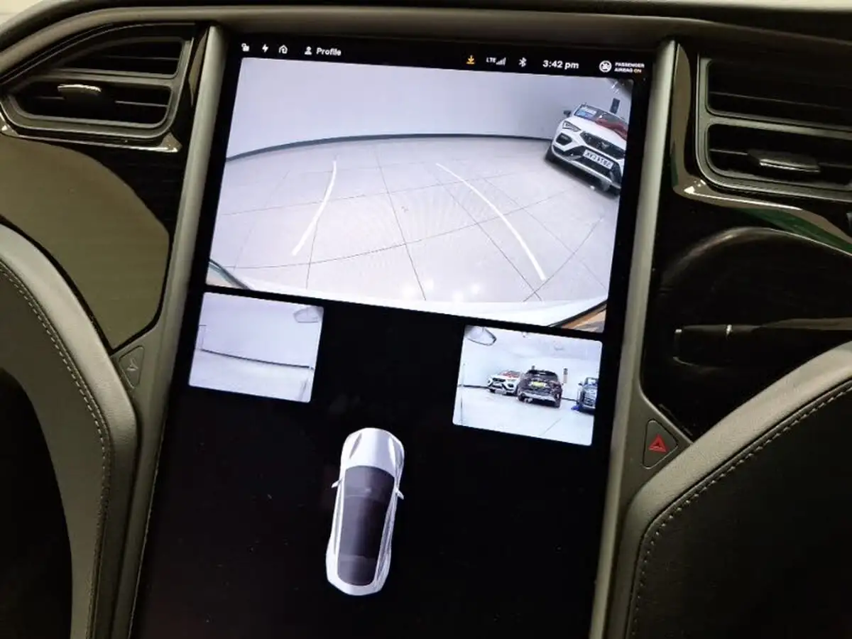 2019-tesla-model-s-e-long-range-big-13