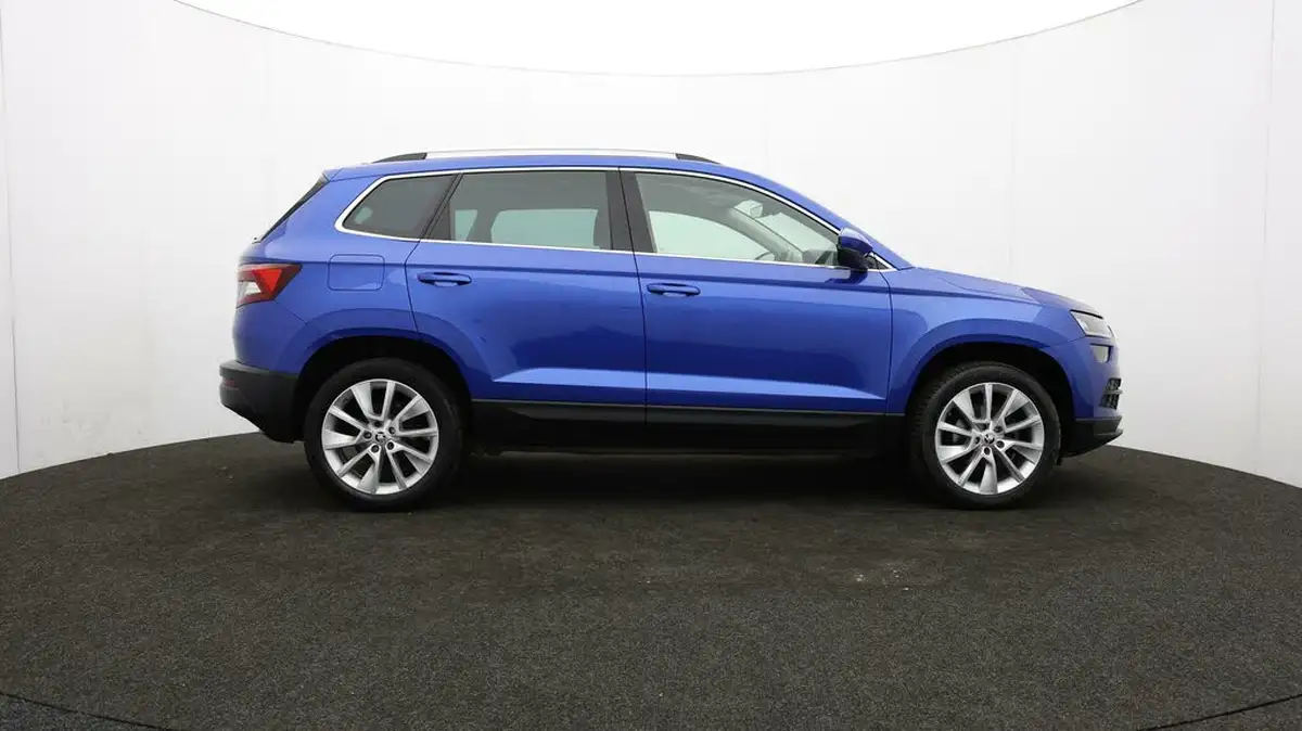 2022-skoda-karoq-10-tsi-se-l-big-39