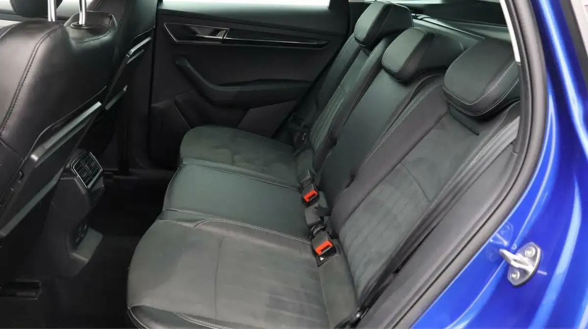2022-skoda-karoq-10-tsi-se-l-big-15