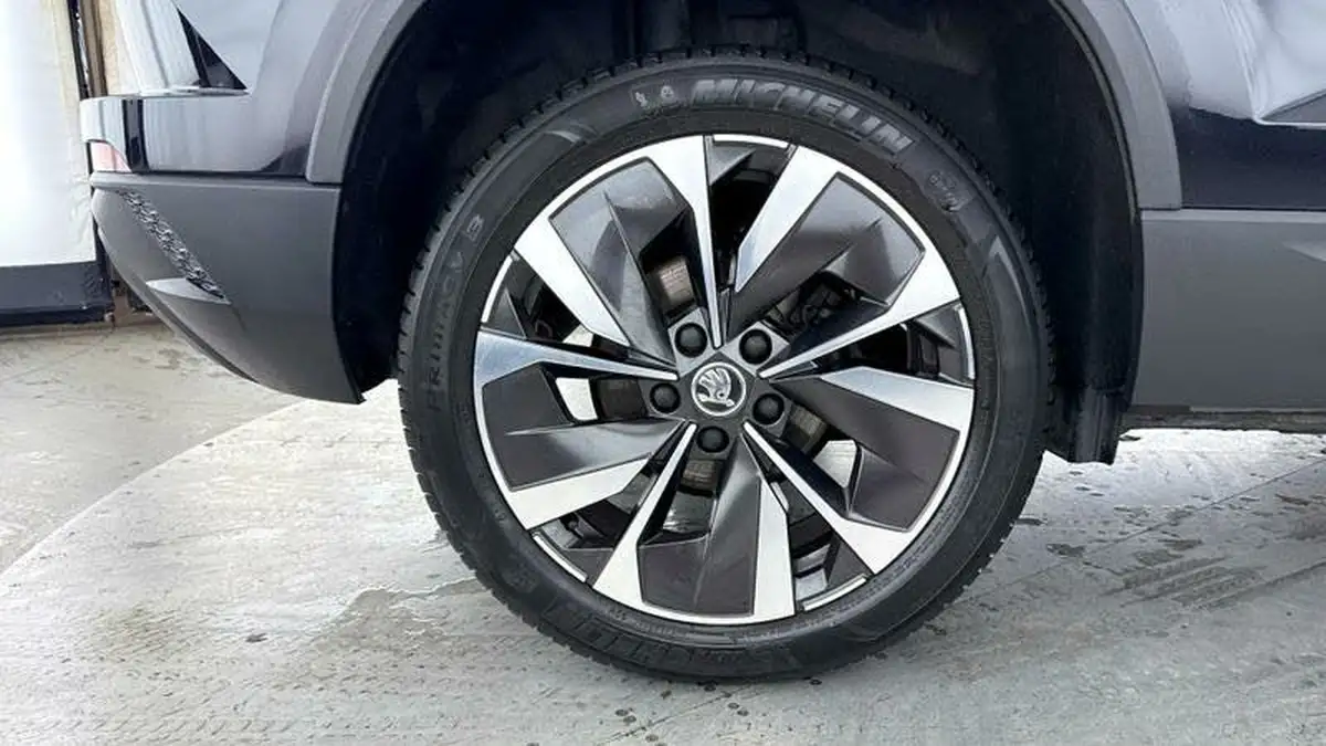 2022-skoda-karoq-10-tsi-se-l-big-27