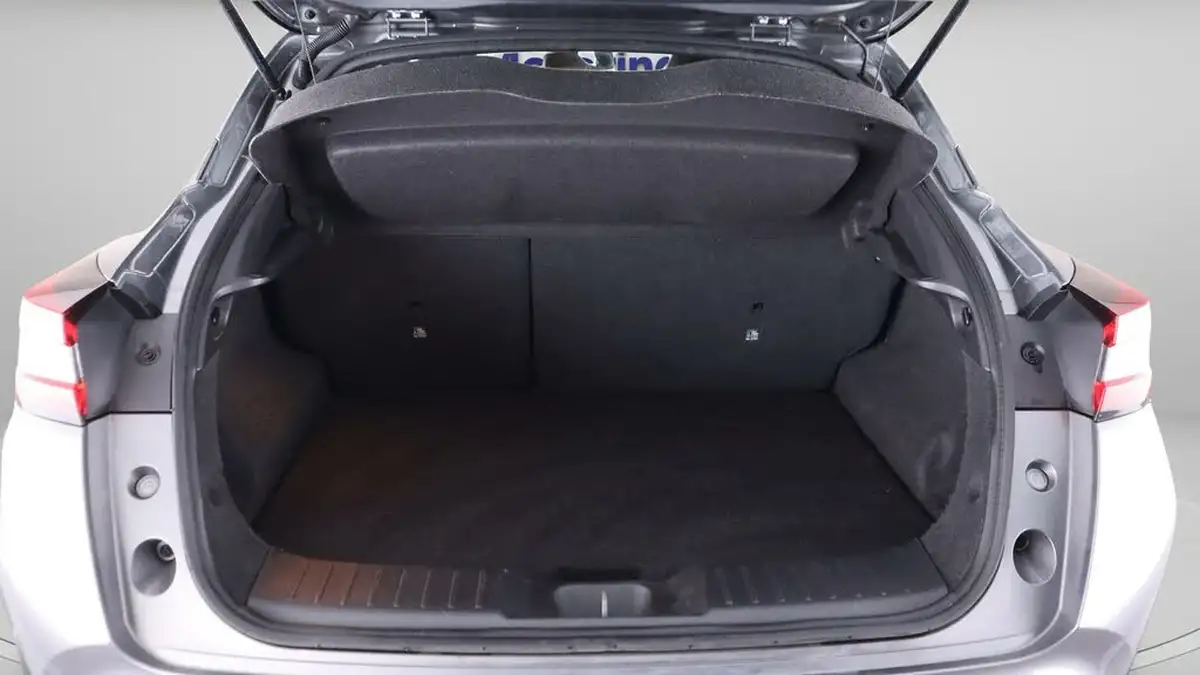 2023-nissan-juke-10-dig-t-n-connecta-dct-big-17