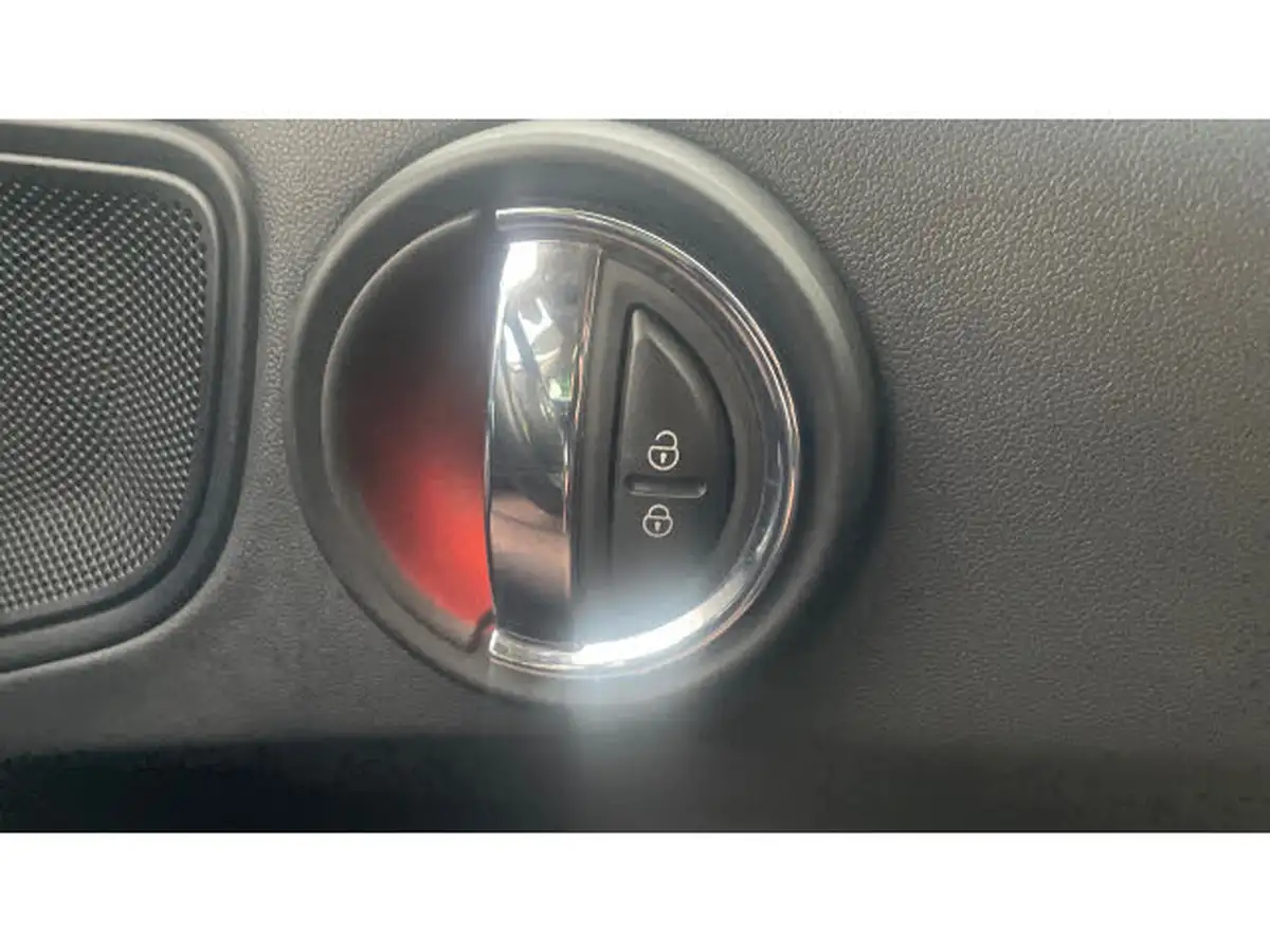 2021-mini-countryman-15-cooper-classic-auto-big-30