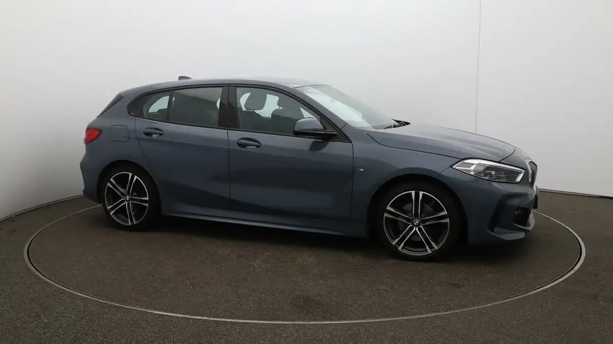 2023-bmw-1-series-15-118i-m-sport-lcp-dct-big-46