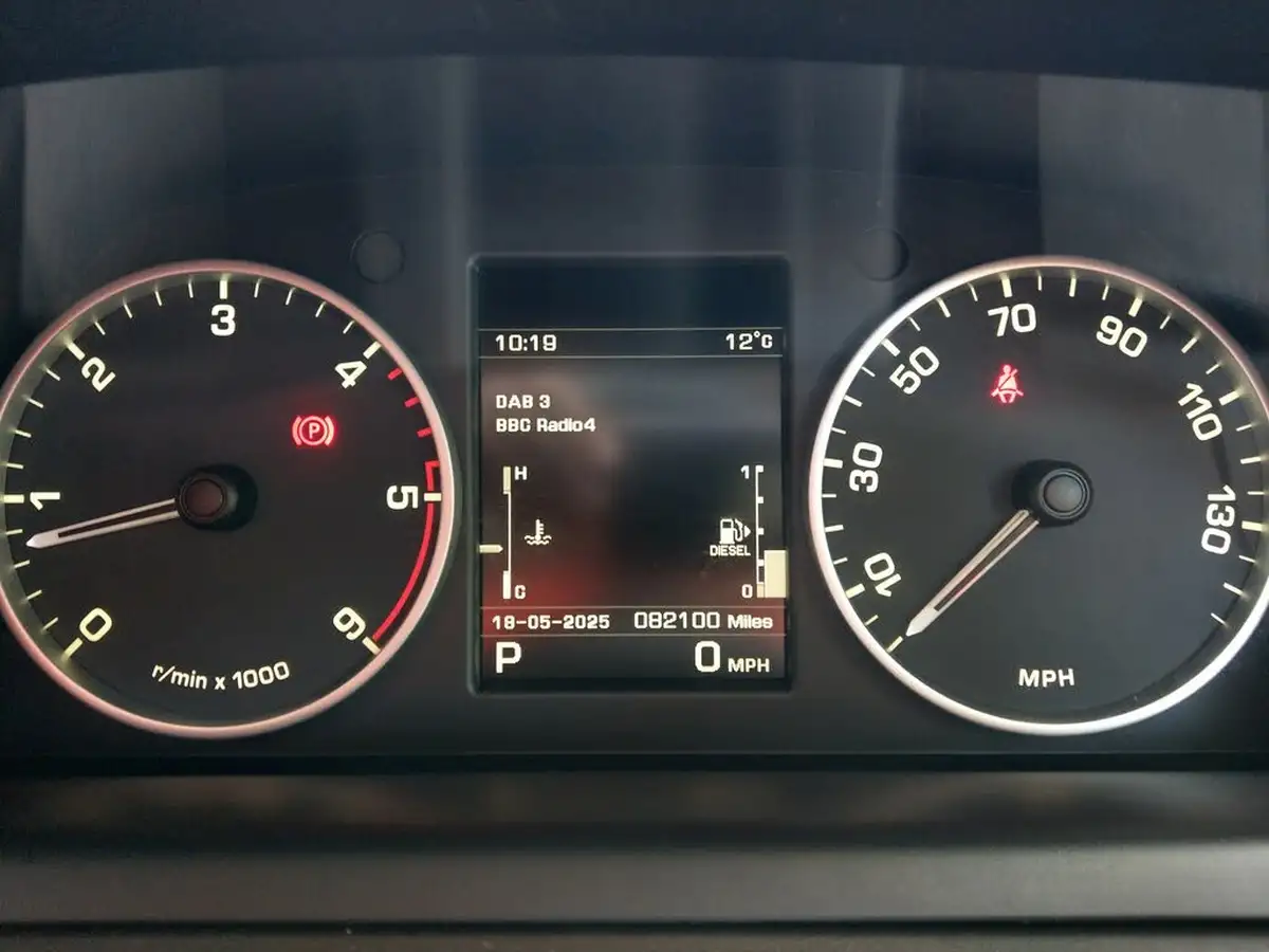 2013-land-rover-discovery-4-30td-hse-30sd-v6-auto-big-28
