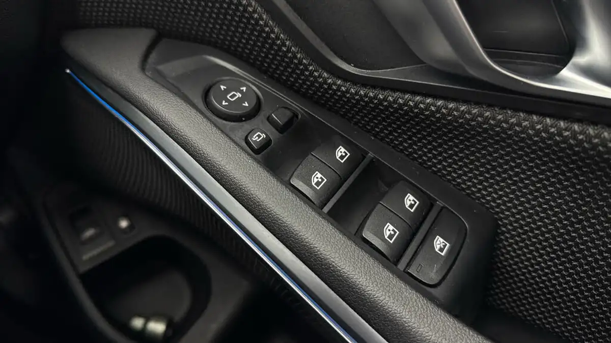 2021-bmw-3-series-20-330e-se-pro-touring-5d-big-23