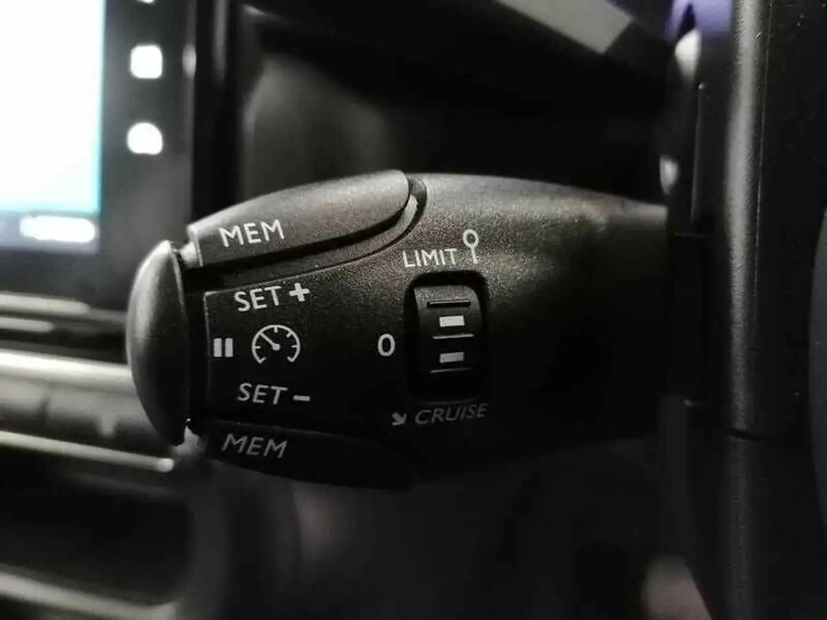 2023-citroen-c3-12-puretech-c-series-edition-110ps-ss-eat6-big-19