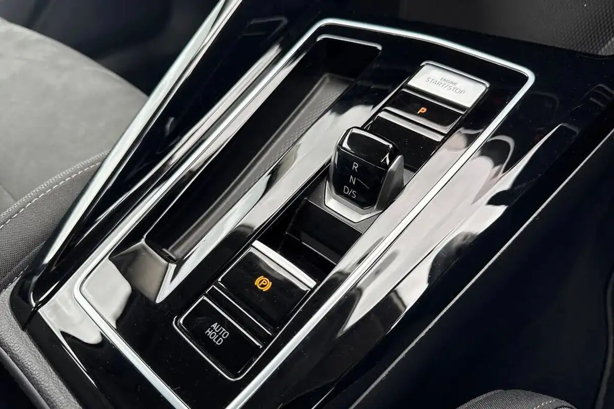 2022-volkswagen-golf-15-etsi-style-150ps-hatchback-big-22
