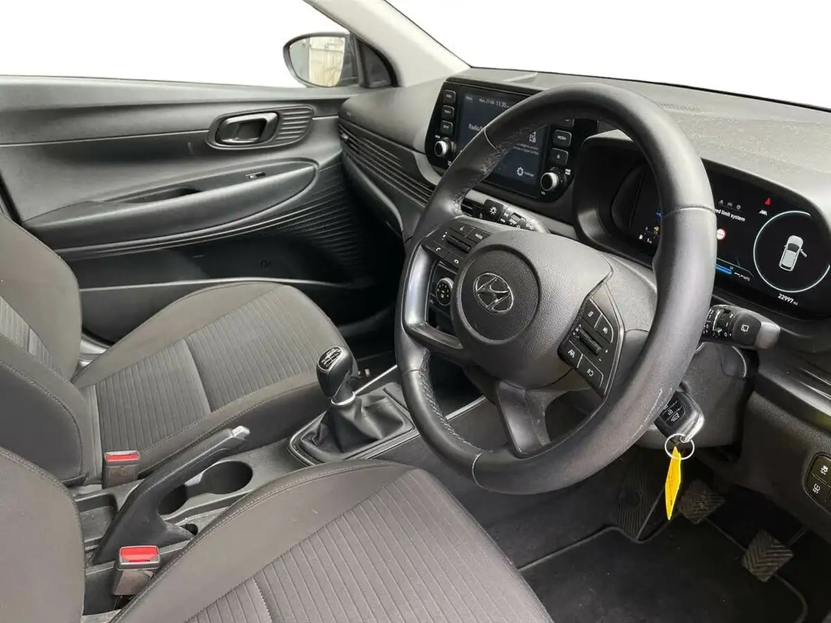 2022-hyundai-i20-10-t-gdi-se-connect-eclutch-imt-big-14