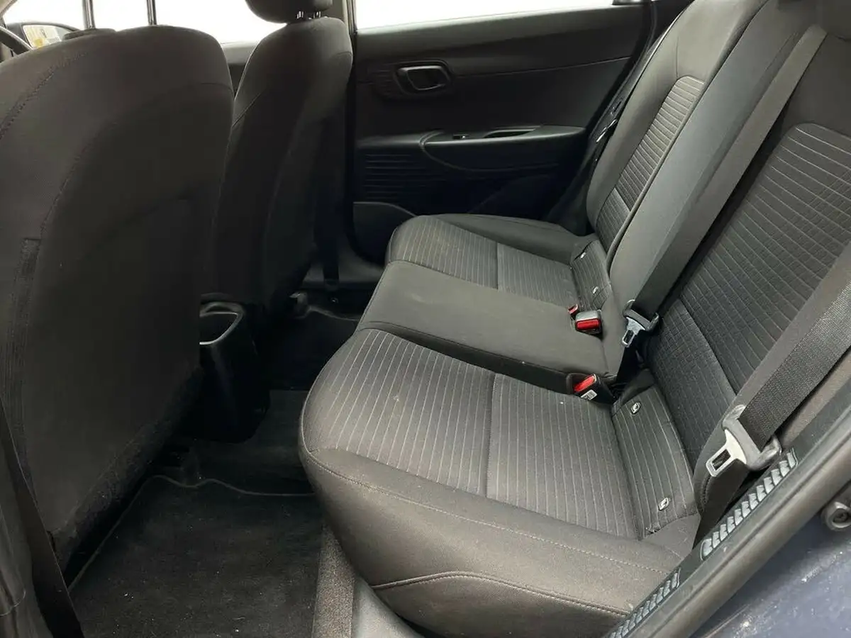 2022-hyundai-i20-10-t-gdi-se-connect-eclutch-imt-big-10