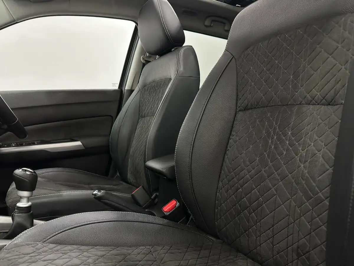 2021-suzuki-vitara-14-boosterjet-sz5-big-30