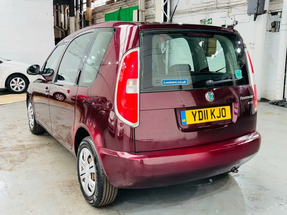 2011-skoda-roomster-12-s-1197cc-dsg-big-5