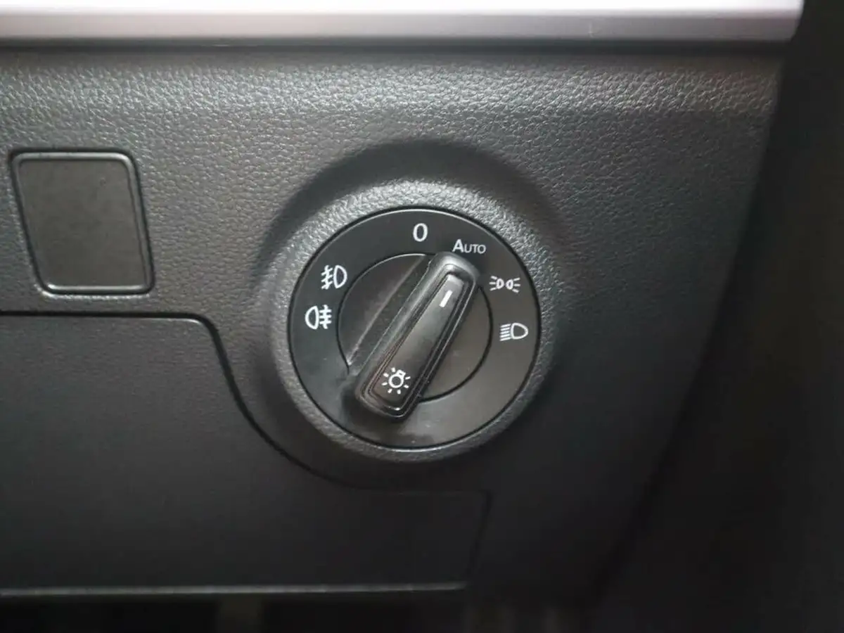 2022-seat-arona-10-tsi-fr-sport-big-35