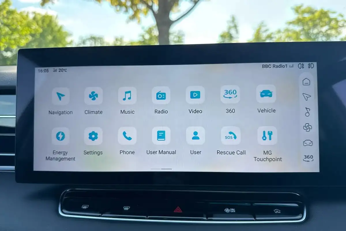 2024-mg-hs-15t-gdi-trophy-273ps-plug-in-hybrid-1496cc-auto-big-25