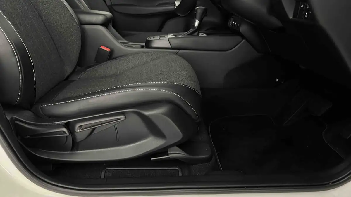 2021-honda-jazz-15-i-mmd-ex-107ps-big-30