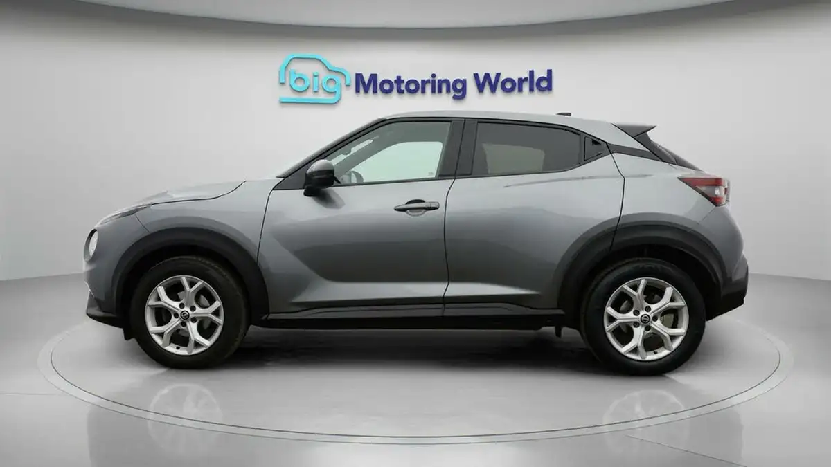 2022-nissan-juke-10-dig-t-n-connecta-big-3