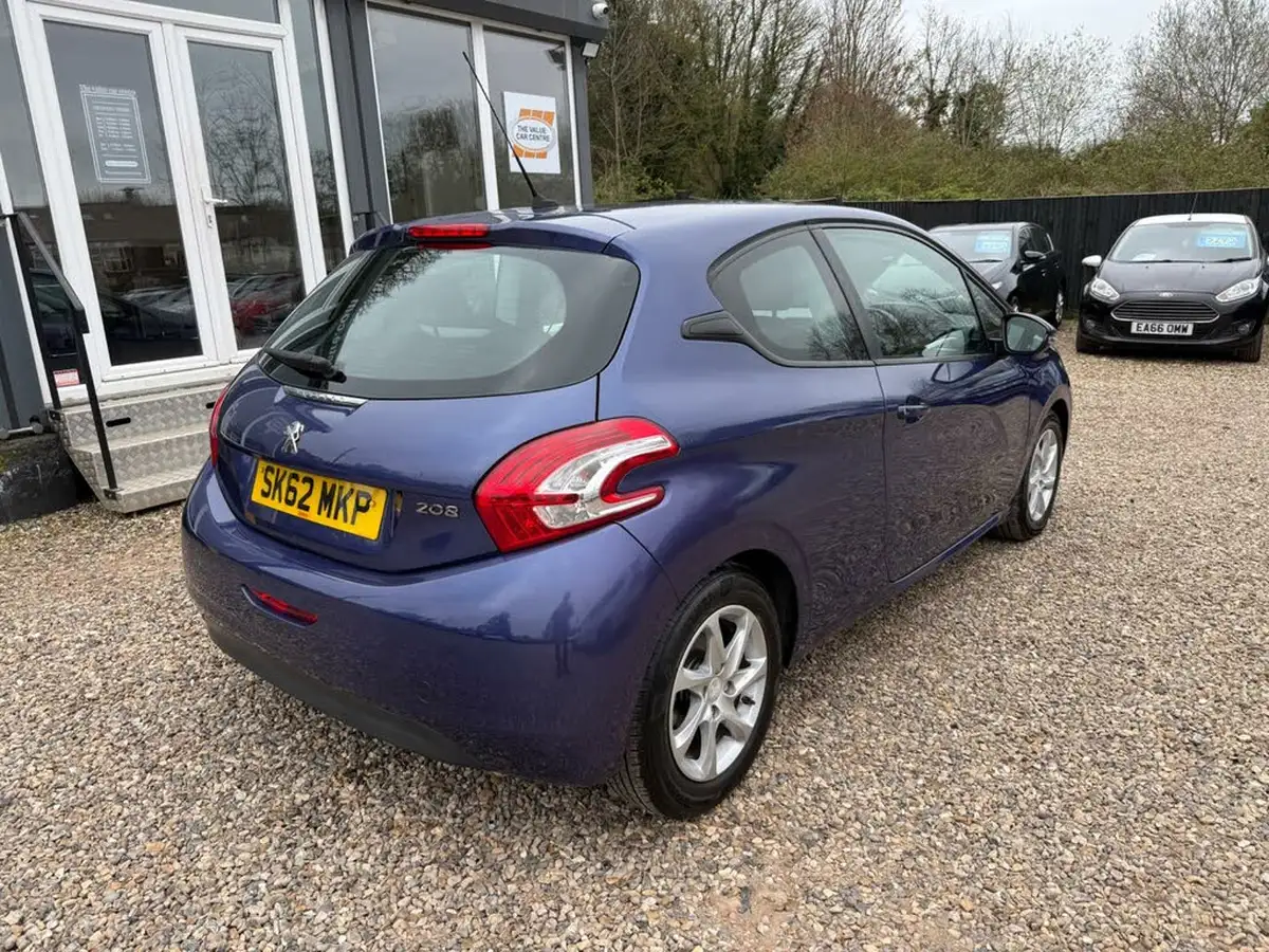 2012-peugeot-208-14-active-3d-big-2
