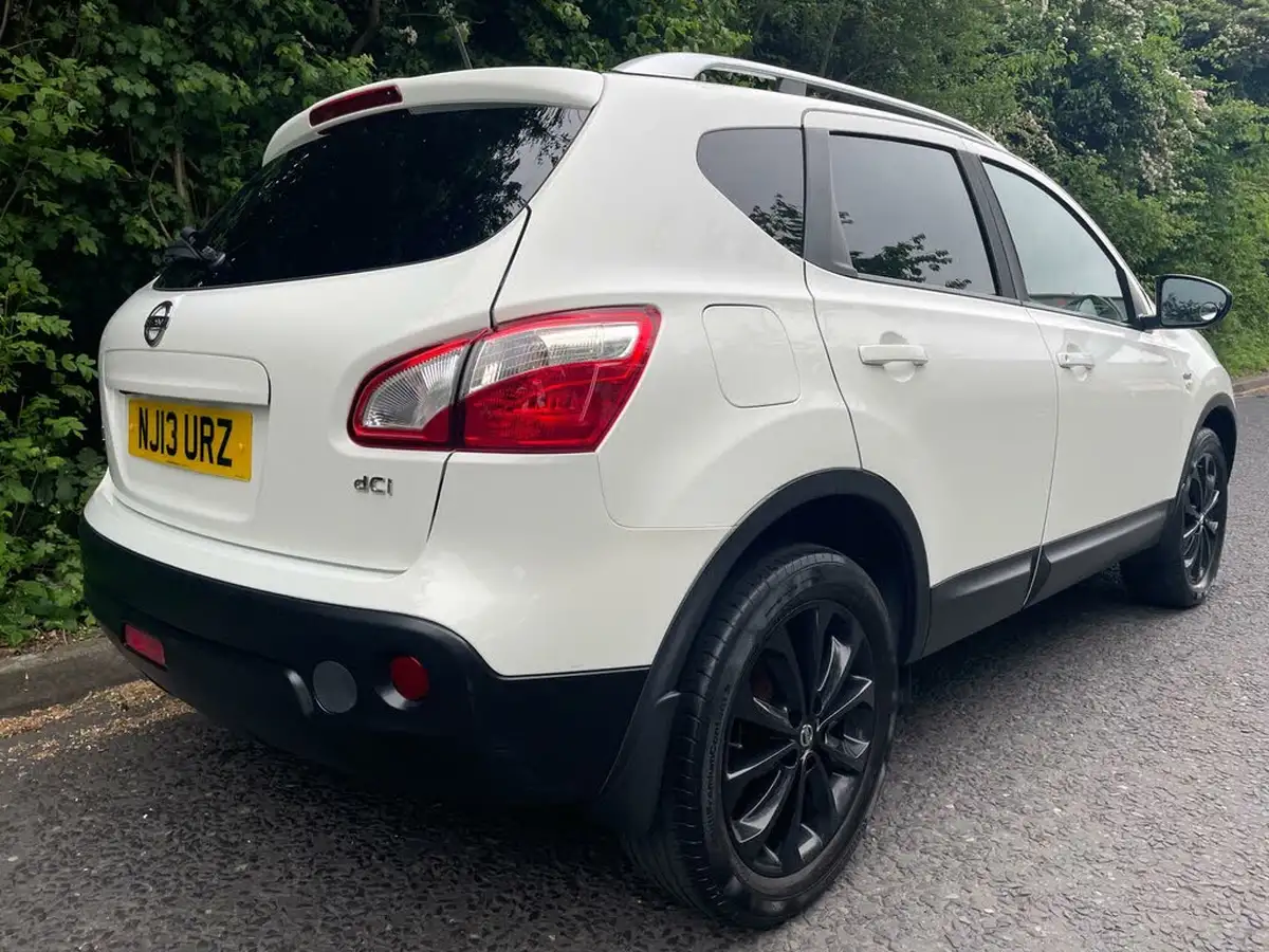 2013-nissan-qashqai-16td-n-tec-4wd-big-3