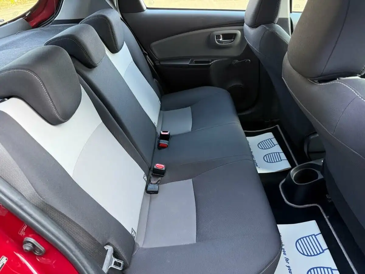 2017-toyota-yaris-10-vvt-i-icon-tech-big-11