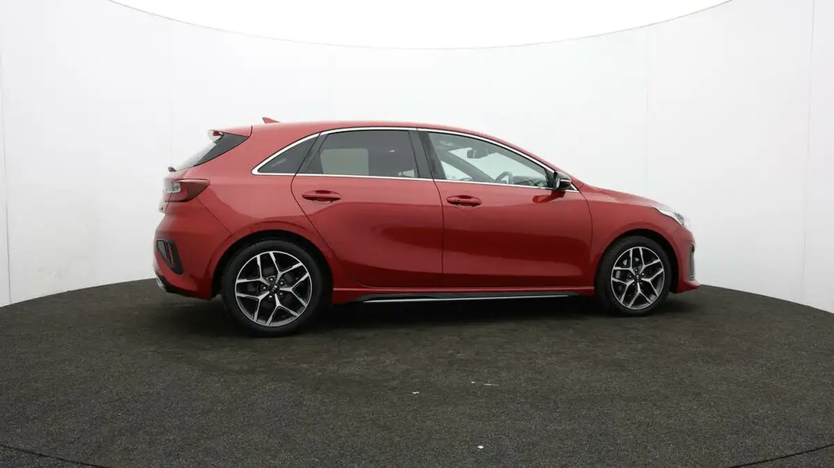 2019-kia-ceed-16crdi-gt-line-big-38