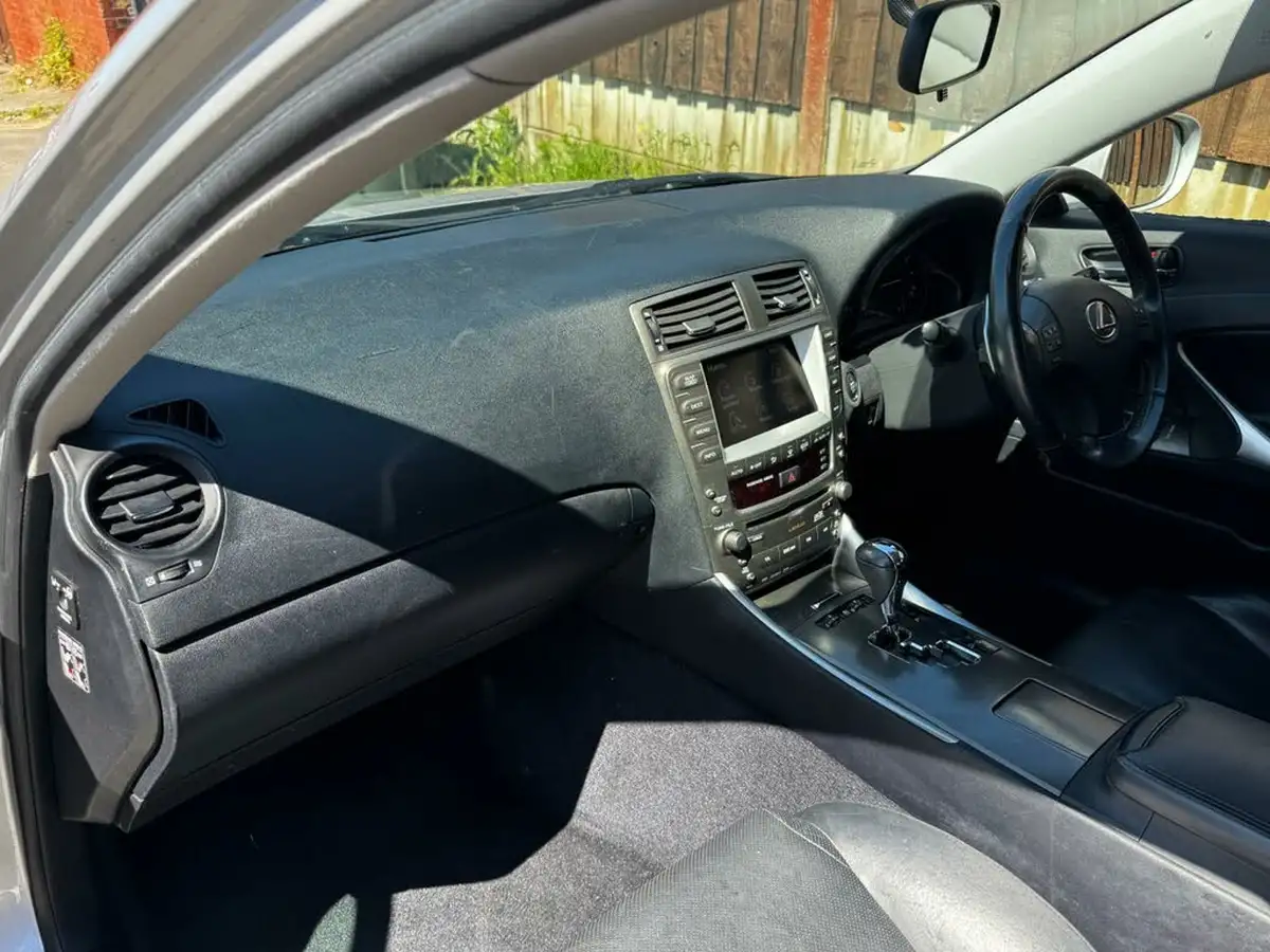 2007-lexus-is-250-25-se-auto-big-29