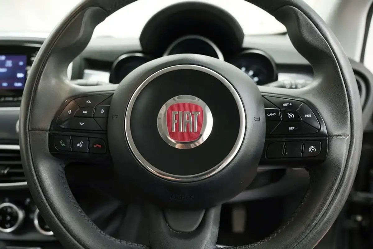 2015-fiat-500x-14-lounge-multiair-ii-big-27