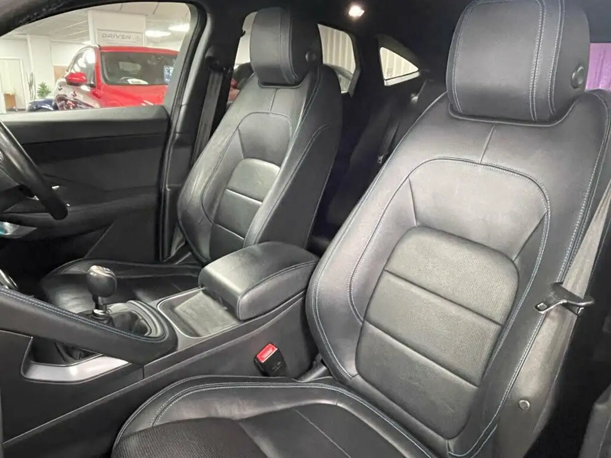2019-jaguar-e-pace-20-i4d-r-dynamic-s-150ps-big-31