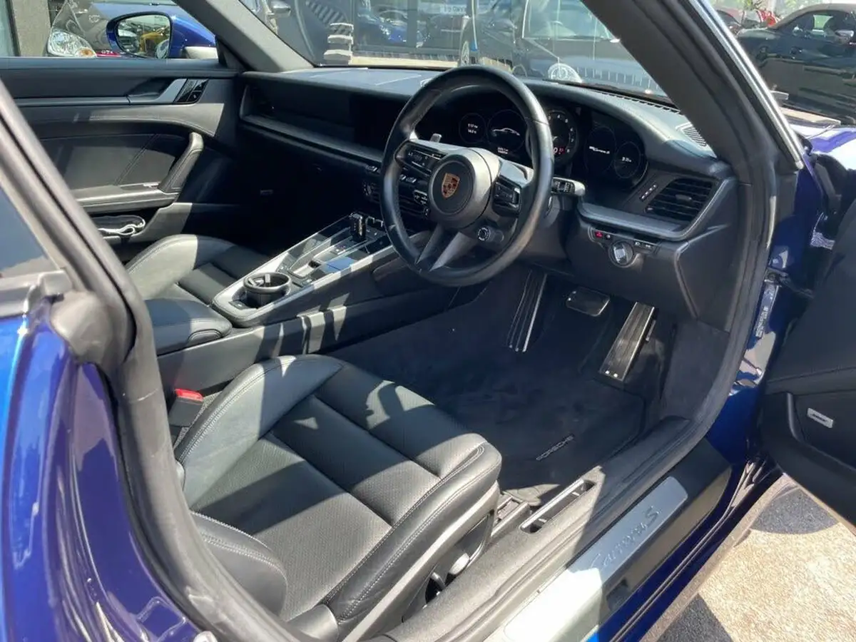 2019-porsche-911-30-carrera-s-450ps-coupe-pdk-big-3