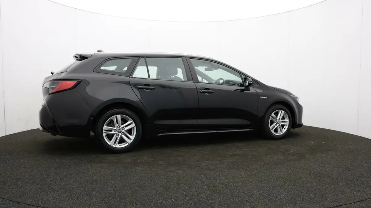 2020-toyota-corolla-18-vvt-i-icon-tech-spare-wheel-touring-sports-5d-big-35