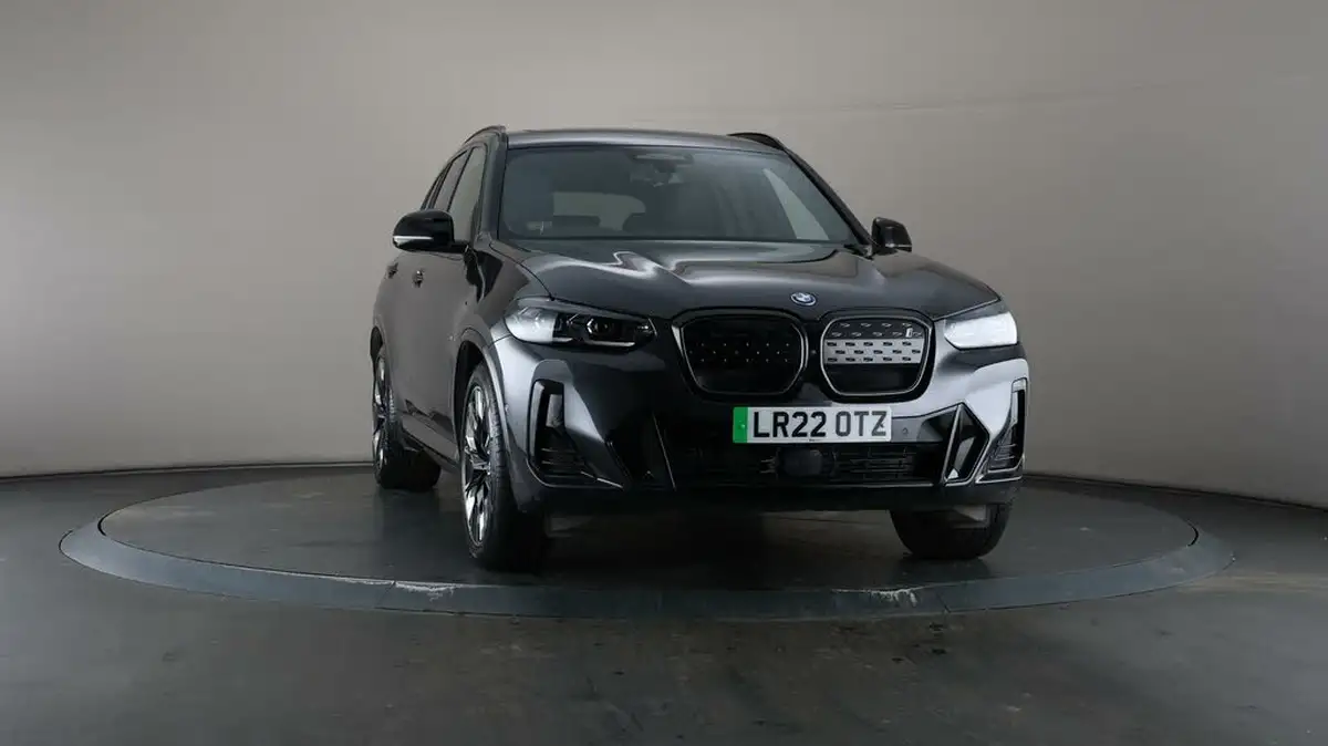 2022-bmw-ix3-e-m-sport-pro-big-50