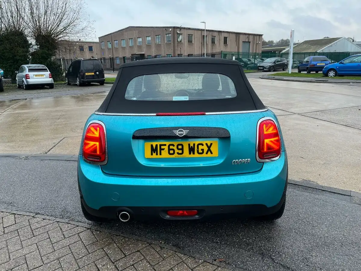 2019-mini-cooper-15-cooper-classic-convertible-2d-big-16