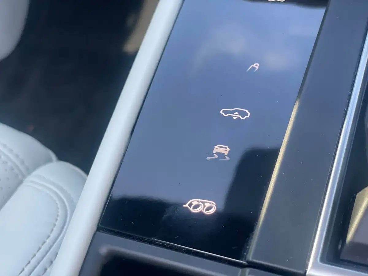 2022-porsche-macan-29-v6-s-big-31