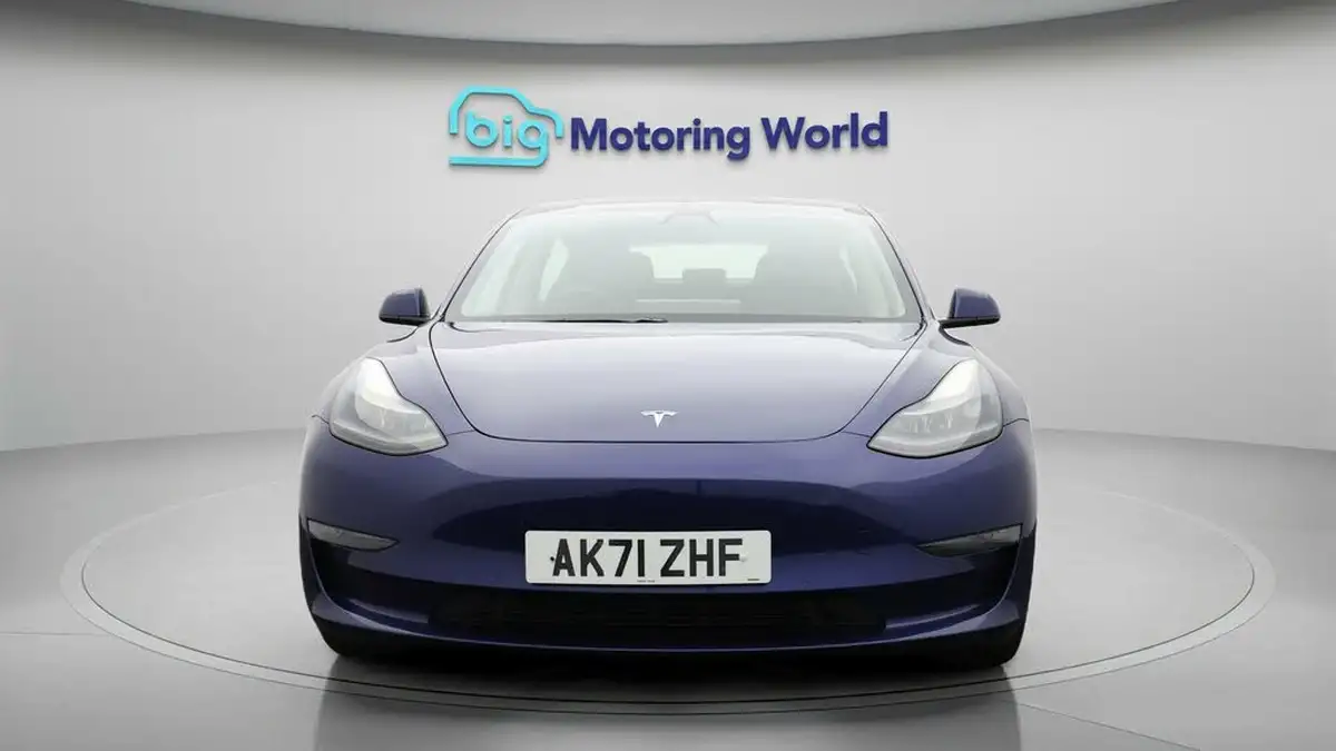 2021-tesla-model-3-e-long-range-awd-big-1
