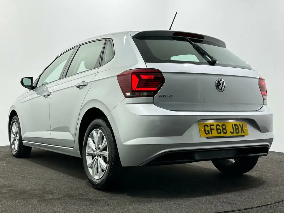 2018-volkswagen-polo-10-tsi-se-big-43