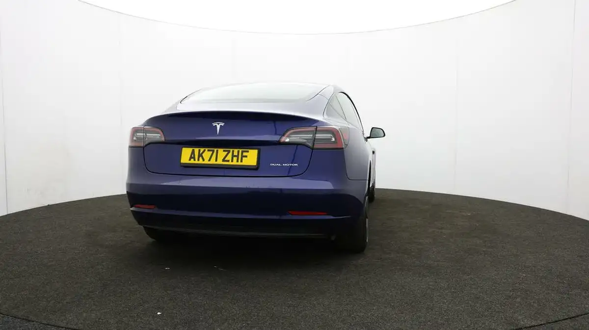 2021-tesla-model-3-e-long-range-awd-big-77