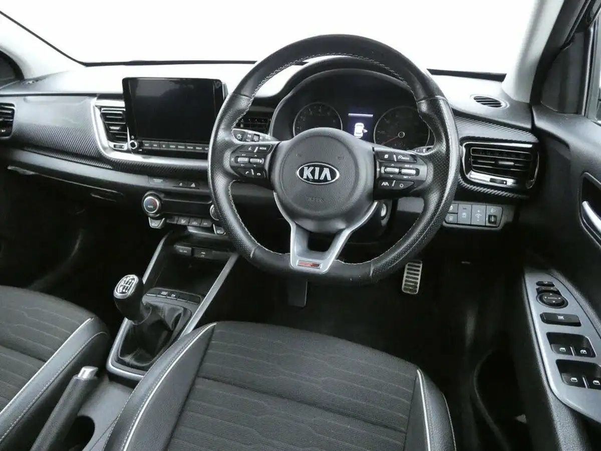 2021-kia-stonic-10-t-gdi-gt-line-big-22