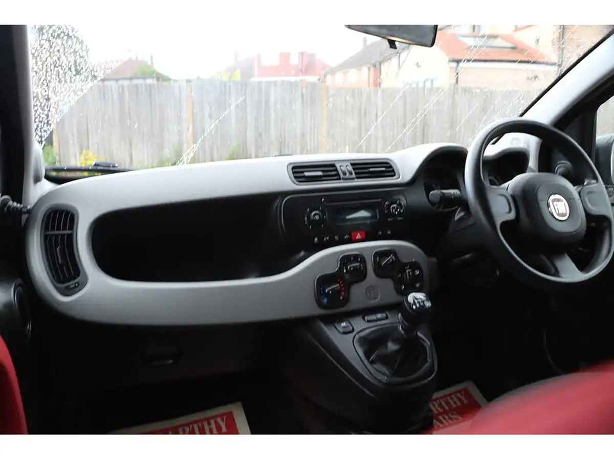 2015-fiat-panda-12-easy-big-43