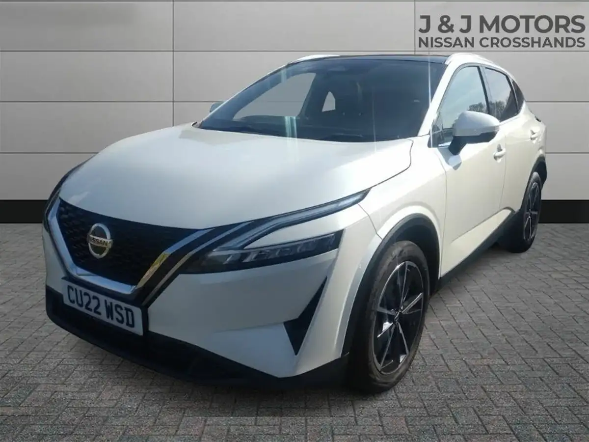 2022-nissan-qashqai-13-dig-t-tekna-140ps-mild-hybrid-big-2