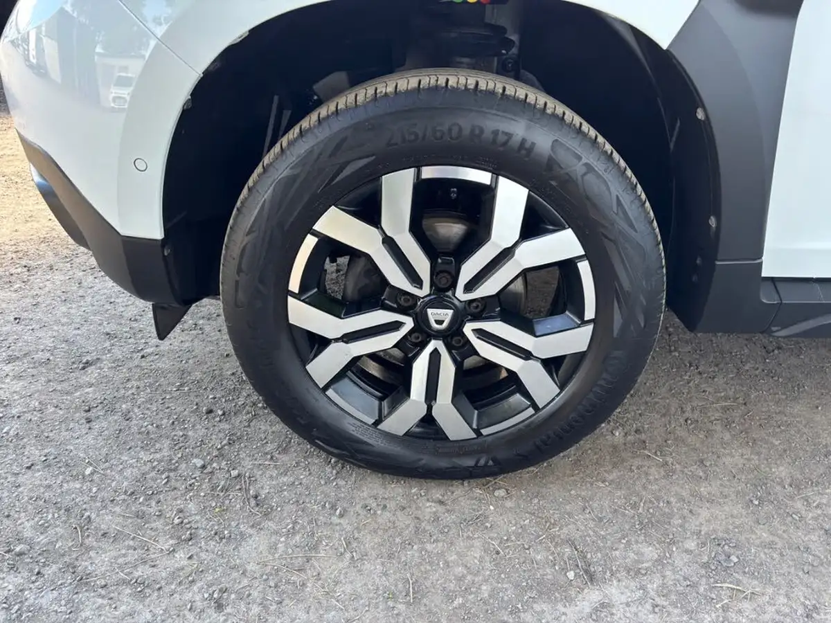 2022-dacia-duster-13-tce-prestige-150bhp-edc-big-10