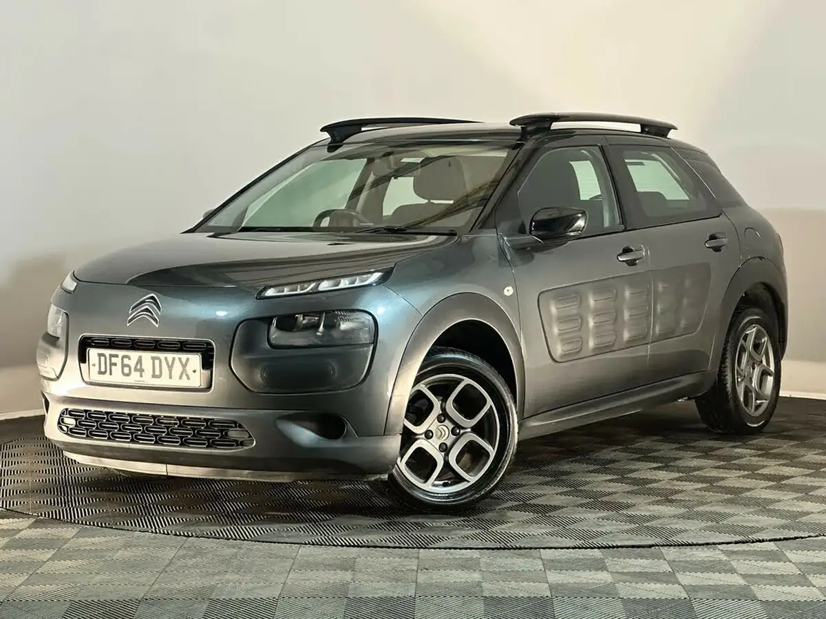2015-citroen-c4-cactus-12-feel-82ps-big-2