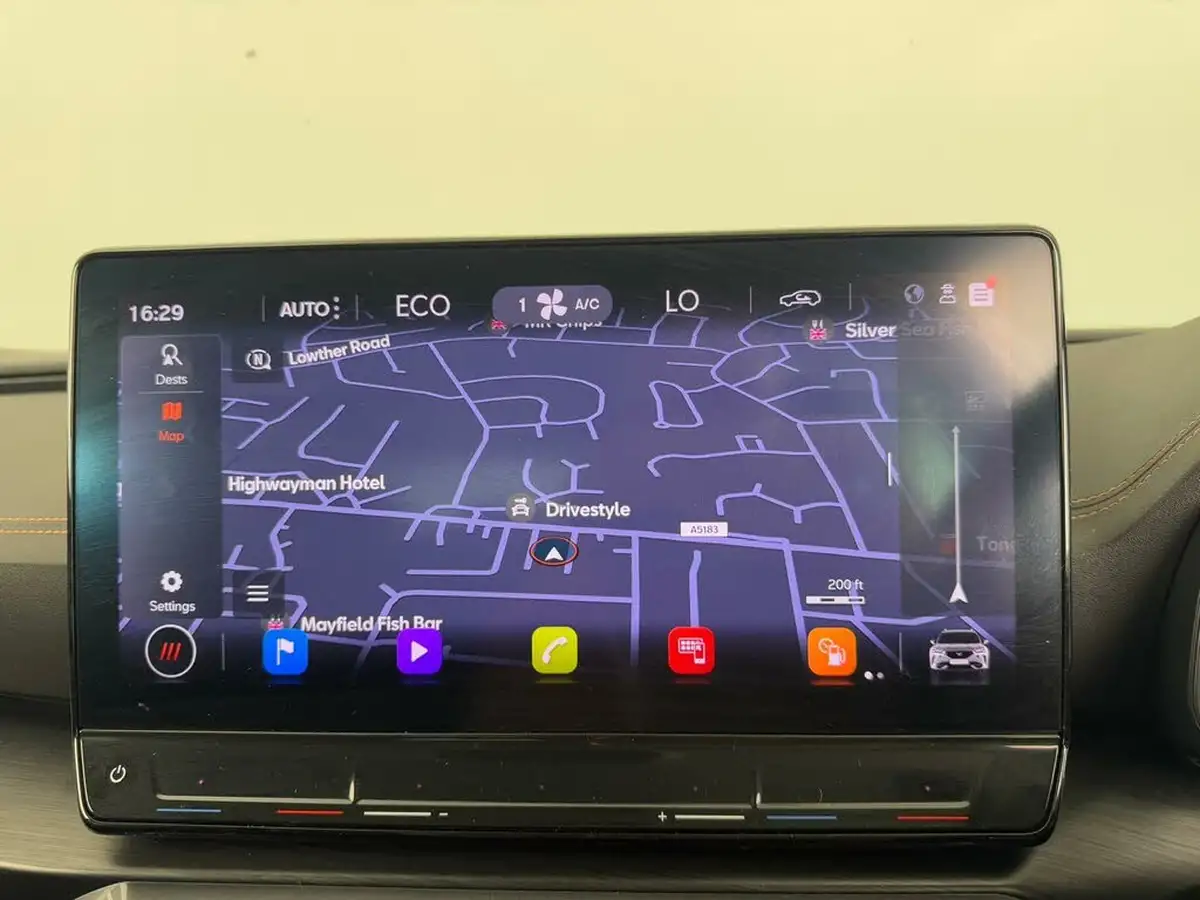 2021-cupra-formentor-14-e-hybrid-v1-big-34